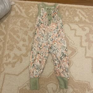 Finn + Emma 6-12 months one piece safari outfit, like new, only worn once